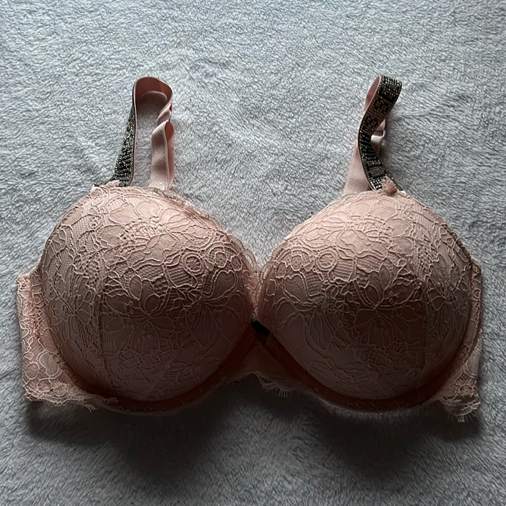 Victoria’s Secret push up bra